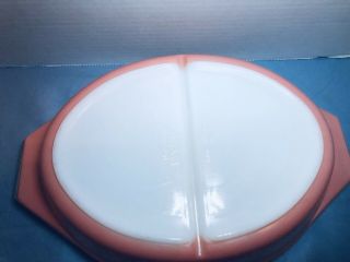 Vintage Pink Pyrex Daisy 1.  5 Quart Divided Casserole Bowl w/ Lid RARE 6