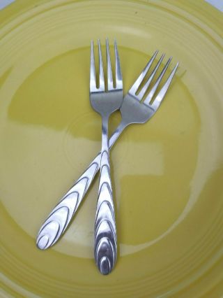 Fiesta | Homer Laughlin Sunflower Yellow Dinner Plate w/ Two Forks 2