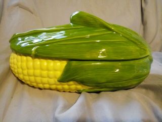 Vintage Shawnee Pottery King Corn 1.  5 Qt.  Oval Covered Casserole Bowl