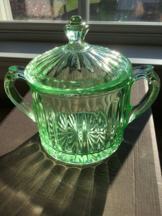 Antique/vintage Princess Green Anchor Hocking Depression Glass Lidded Sugar Bowl