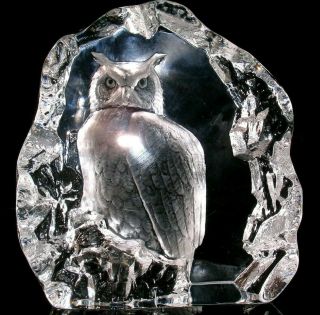 Large Mats Jonasson Swedish Glass Royal Krona Eagle Owl Paperweight