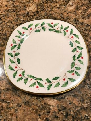 Lenox Holiday Christmas 10.  75 Inch Dinner Plate Holly Berry Rare Square Plate
