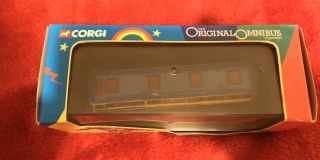 The Beatles - Corgi Model Magical Mystery Tour Bus 42403 Issued 2000 3