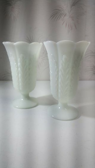 Set Of Two (2) Vintage E.  O.  Brody Co.  Milk Glass Vase Planters M5200