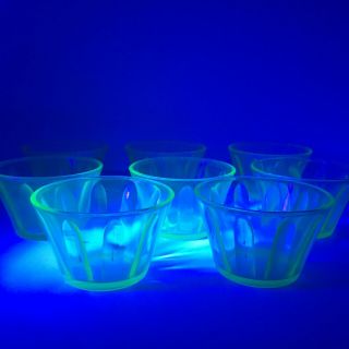 Green Vaseline Glass Depression Uranium Desert Custard Sorbet Bowls Cups Set 8