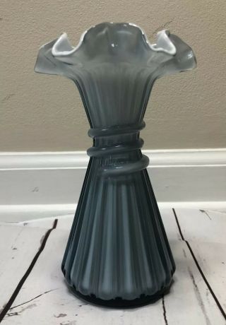 Gorgeous Vintage Fenton Art Glass Wheat Vase White With Federal Blue Overlay