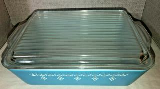 2 RETRO VINTAGE PYREX BLUE SNOWFLAKE GARLAND CASSEROLE BAKE DISHES LIDS 1.  5 QT 4