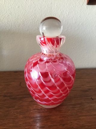 Elegant Vintage Clear Cased Red And White Swirl Art Glass Perfume Bottle 3
