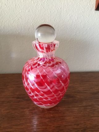 Elegant Vintage Clear Cased Red And White Swirl Art Glass Perfume Bottle 4