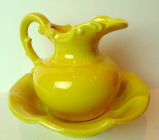 Mccoy Wash Bowl And Pitcher Vintage Yellow