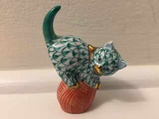 Herend Porcelain Figurine Cat Kitten On Ball Handpainted Green Fishnet Gilded