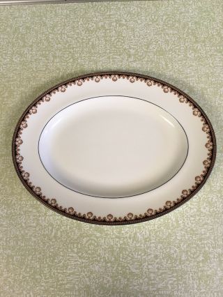 Wedgwood Medici 14 1/8 " Oval Serving Platter R4588