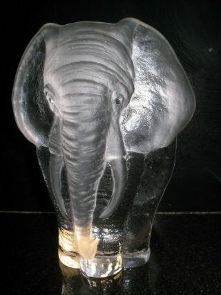 Mats Jonasson Lead Crystal Art Glass Elephant Signed Paperweight Scandinavian