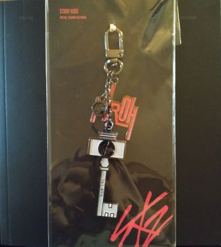 Stray Kids 2019 Hi - Stay Tour Official Goods Metal Charm Keyring