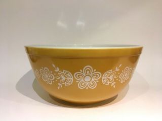 Vintage Pyrex Gold Butterfly 2 - 1/2 Qt.  Nesting Mixing Bowl 403