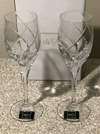 Set Of 2 Mikasa Calla Lily Crystal Wine Glasses 8 1/8” Tall But Box Rough