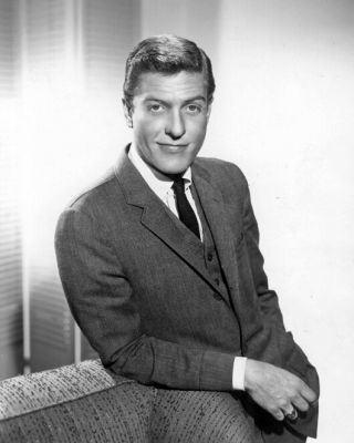 Comedian Actor The Dick Van Dyke Show Glossy 8x10 Photo Print Portrait Poster