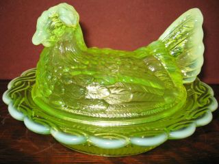 Vaseline Opalescent Glass Hen Chicken On Nest Basket Dish Rooster Butter Uranium