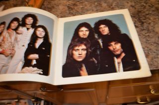 QUEEN INVITE YOU TO A NIGHT AT THE OPERA 1975 OFFICIAL PROGRAMME TOURBOOK 4
