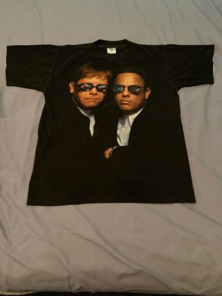 Elton John And Billy Joel Concert T Shirt 1995.  Pre Owned.  Size L.