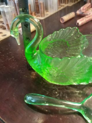CAMBRIDGE URANIUM GLASS GREEN SWAN CANDY DISH WITH SPOON VASELINE GLASS 3