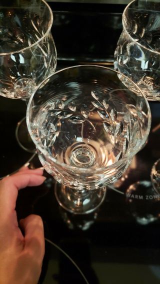 Gorgeous Set of 4 Mikasa Versaille cut crystal Wine Glasses 7 1/8 