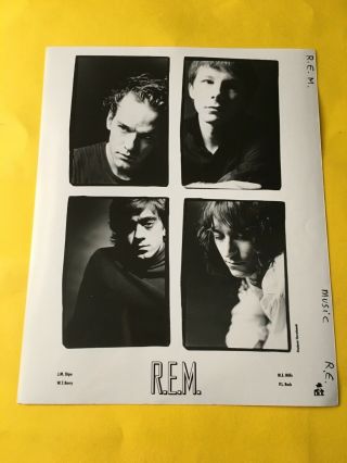 R.  E.  M Press Photo 8x10,  Michael Stipe,  Mike Mills,  Peter Buck,  I.  R.  S.  Records.