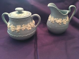 Wedgwood Queensware Shell Edge Cream On Lavender Creamer & Sugar Bowl With Lid