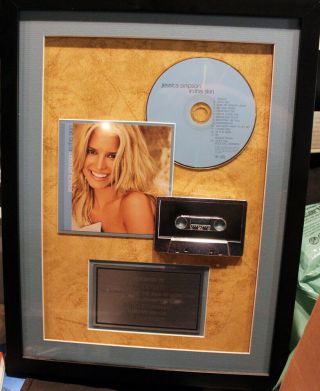 Jessica Simpson - Columbia Records Wall Plaque Award For " In This Skin " To Radio
