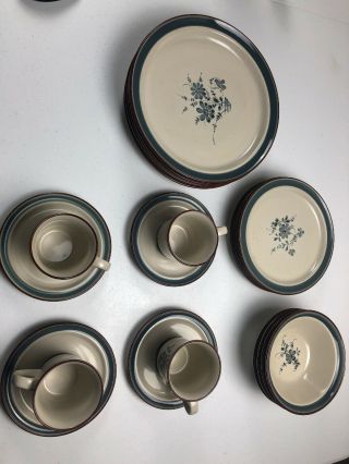 Noritake Stoneware Pleasure 8344 Set Of 4 (20 Piece Set) Cup Plates Bowl Saucer
