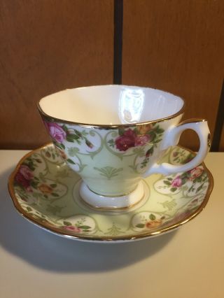 Royal Albert Old Country Roses Cameo Green Cup Saucer Set 2