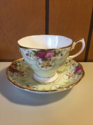 Royal Albert Old Country Roses Cameo Green Cup Saucer Set 8