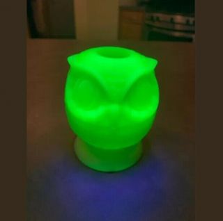 Vintge Fenton Lime Green Uranium Custard Glass Owl Fairy Lamp 2 Pc 2