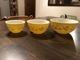 Pyrex Shenandoah Nesting Mixing Bowl Set 401 402 403 Vintage Yellow Green Floral