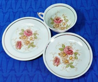Paragon China Trio Teacup Saucer Plate Cabbage Rose Queen Mary England 97666 2