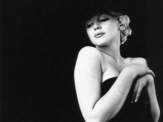 Marilyn Monroe Black Hat Black And White Poster 8x10 Photo Print