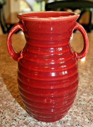 Vintage Mccoy Pottery 5.  75 " Maroon Double Handled Ribbed Vase