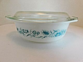 Vintage Pyrex Oval Casserole Dish 043 1 1/2 Qt Blue Meadow 1960 Promo.  With Lid