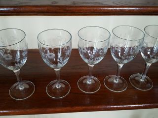 Gorgeous Set Of 5 Vintage Cut Etched Crystal Flowers Wine Glasses