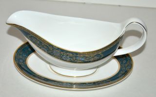 Royal Doulton China Carlyle Gravy Boat With Underplate