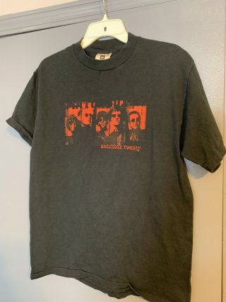 Vintage Medium Black & Red Matchbox Twenty Mad Season Tour 2000 Concert T - Shirt