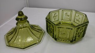 Vtg Green Glass 8 Sided Indiana Glass Covered Candy Dish With Lid Bird Flowers 2