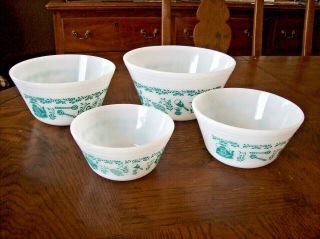Vintage Mid - Century Federal Glass Set Of 4 Nesting Bowls Kitchen Homestead Ex