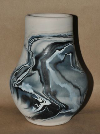 Vintage Nemadji Pottery Vase Black Gray & White 7 " Tall Native Swirled B&w