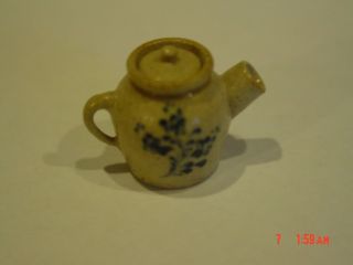 Jane Graber miniature pottery handled pot with spout and lid 1991 2