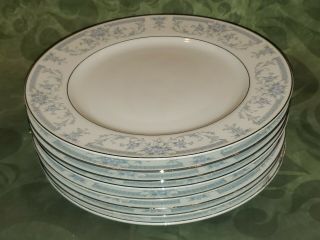 8 Sheffield Fine Porcelain China Japan Blue Whisper 1985 Dinner Plates Floral