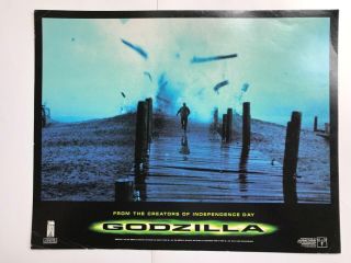 Godzilla 1998 Scene Lobby Card 082