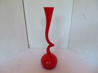 Hand Crafted 12 " Art Glass Cased Vase Bright Red Twisted Pattern