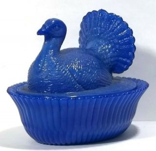 Boyd Glass Made In 1979 Frosty Blue 5 Inch Thanksgiving Turkey Candy Dish Fund