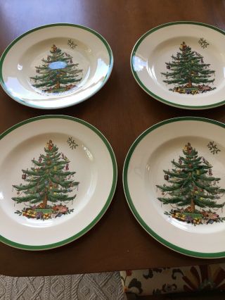 Set Of 4 Spode Holiday Christmas Tree Dinner Plates 10 3/8” Green Trim